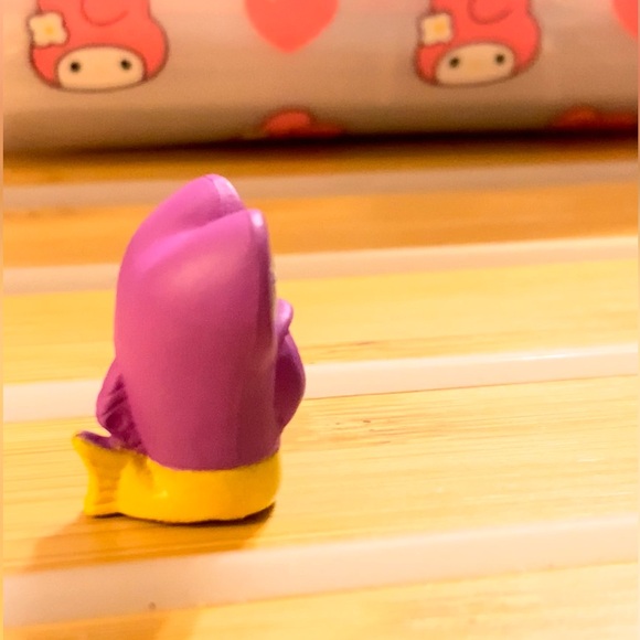 NEW! Doorable Gurgle from Finding Nemo. - Picture 2 of 2